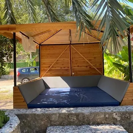 Plum Garden וילה